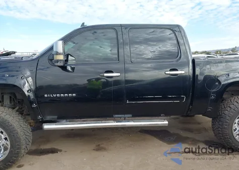 2010 Chevrolet Silverado 1500 Lt z USA, uszkodzony, nr VIN 3GCRKSE36AG299488